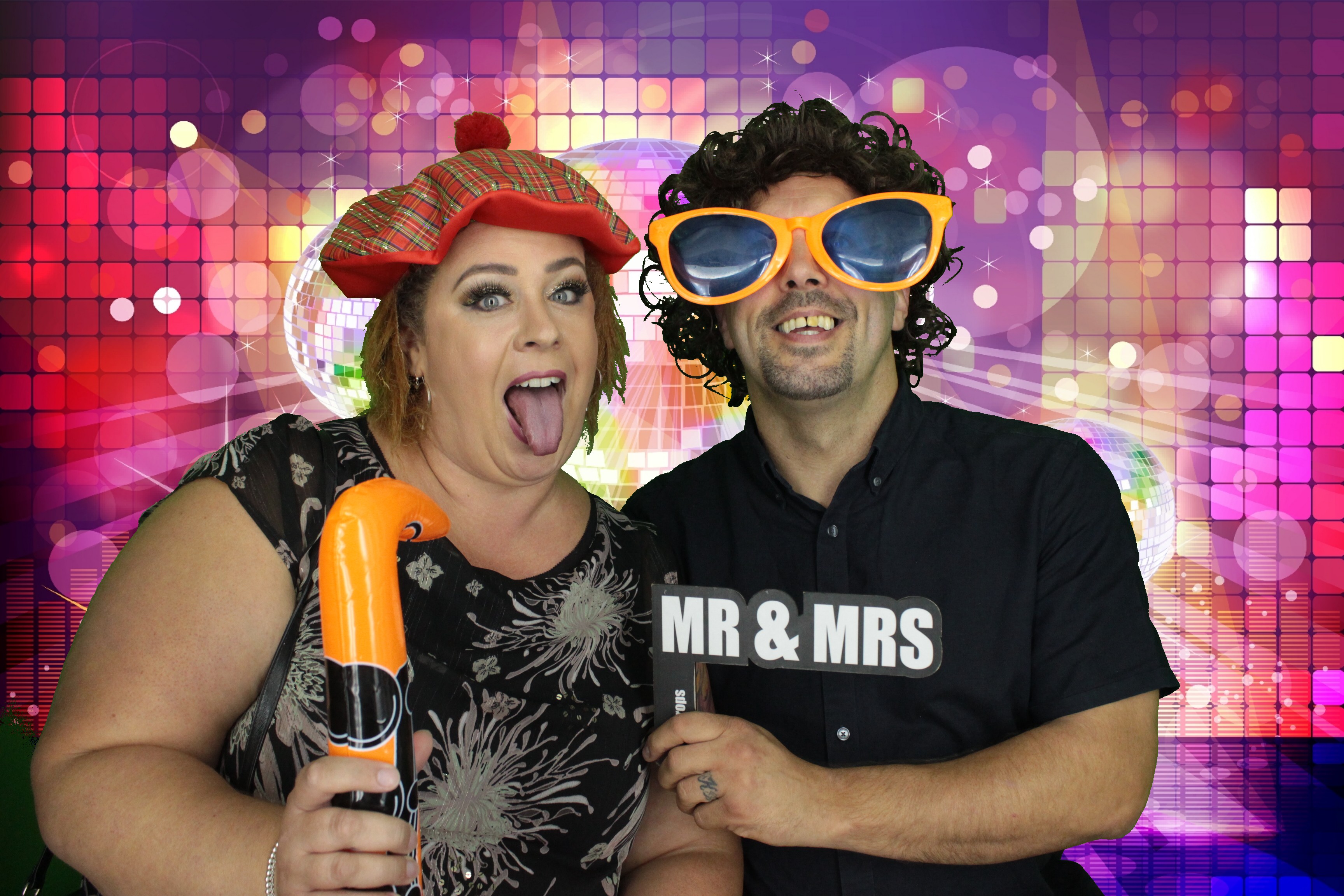 Scott & Tammy's Wedding | View more photos from the event at gallery.myphotoboothexperience.co.uk/u/MyPhotoBoothExperienceLtd/Scott-Tammys-Wedding